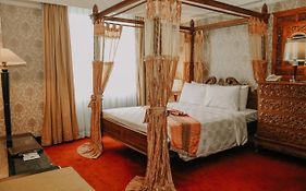 Hotel Grand Q  4*